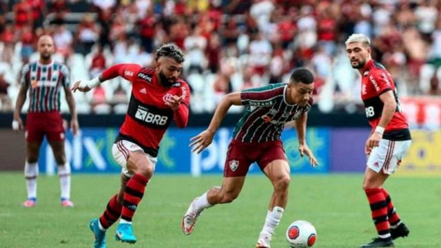 Fluminense x Flamengo  Onde assistir ao vivo à final do Campeonato Carioca  - Canaltech