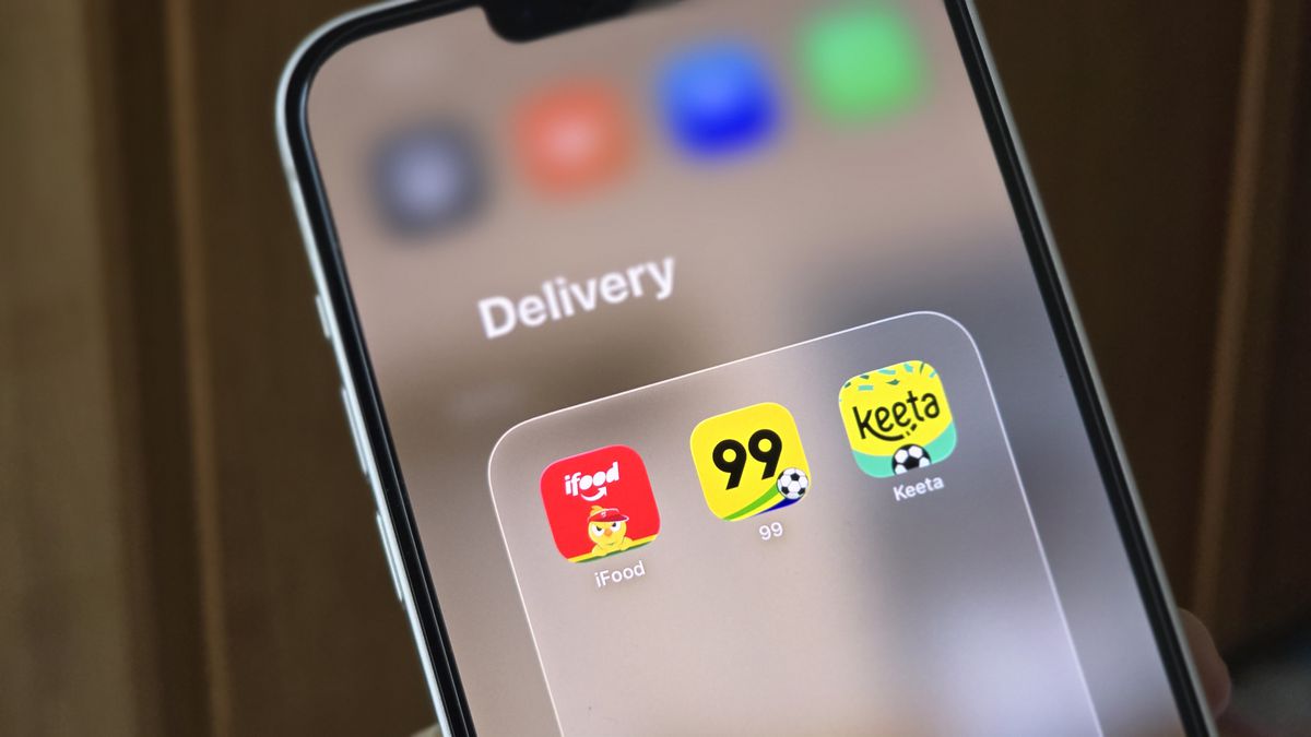 iFood reclama do "mar de dinheiro" e descontos agressivos da 99Food e Keeta
