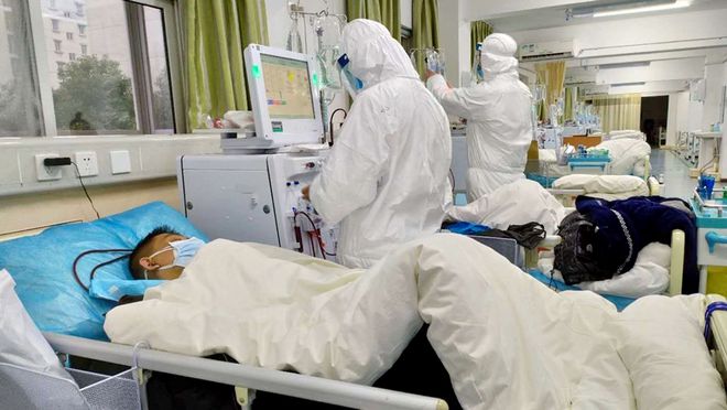 Mais de 30 mil profissionais da saúde já foram infectados pelo novo coronavírus (Foto: reprodução/ Sky News)