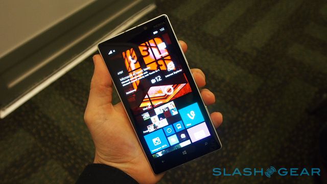 Microsoft apresenta versões com detalhes dourados do Nokia Lumia 930 e Lumia 830