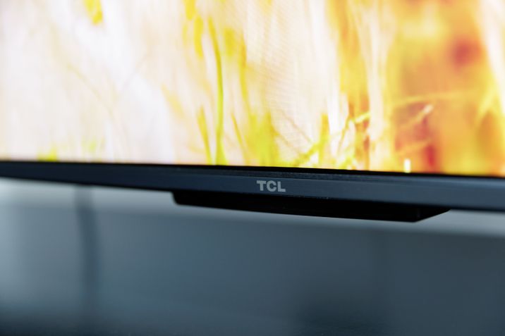 TCL C645