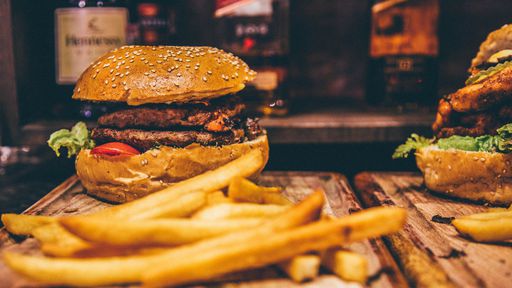 Ganho de peso tem relação com tipo de alimento, e não com quantidade, diz estudo