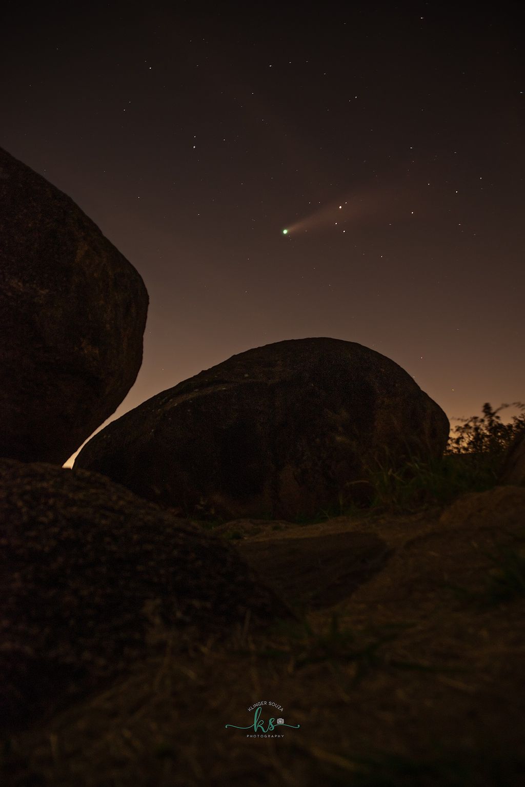 Outro registro do cometa em Indaiatuba, São Paulo (Foto: Reprodução/Klinger Souza)