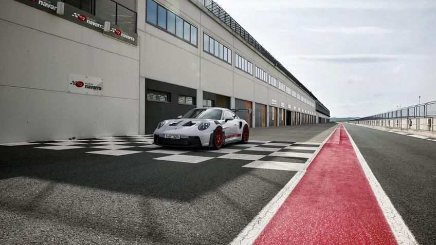 Novo Porsche 911 GT3 RS