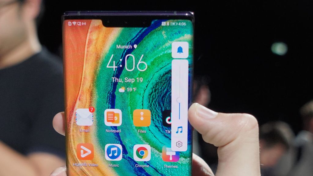 Huawei Mate 30 Pro é um dos prejudicados pela falta da Google Play Store (Reprodução: Android Authority)