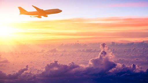 Passageiro de avião que pegou fogo publica vídeo do acidente no Twitter