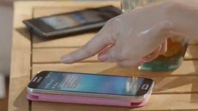 Samsung alfineta Apple em novo comercial do Galaxy S4
