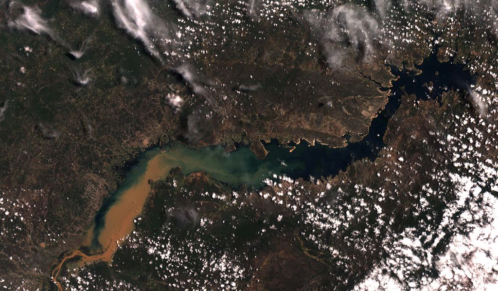 Imagem do rio São Francisco em cores verdadeiras, feita pelo Amazonia-1 (Imagem: Reprodução/Inpe)