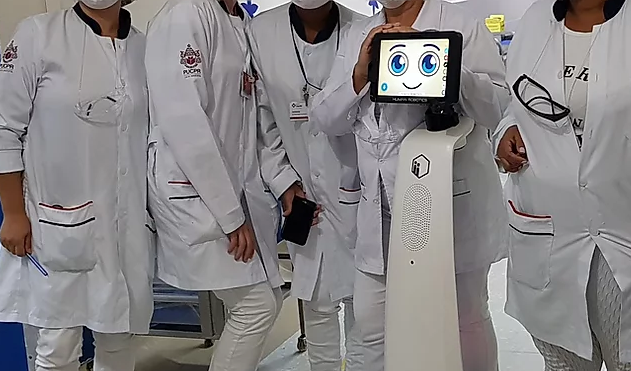 Robô auxilia atendimento de pacientes com coronavírus (Imagem: divulgação/ Human Rbotics)