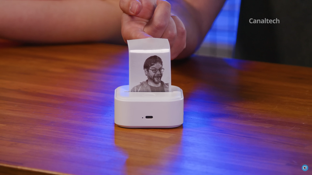 A Phomemo T02 é uma mini impressora que vale a pena (Imagem: Reprodução/YouTube Canaltech)