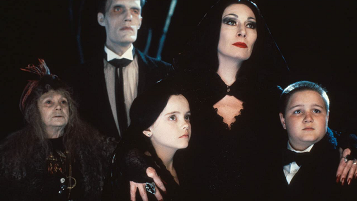 A Família Addams  Os Filmes, Personagens e Curiosidades