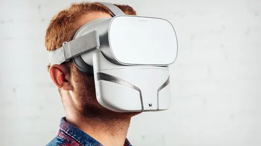 Nova máscara hi-tech é a solução para levar cheiro e calor à realidade virtual 