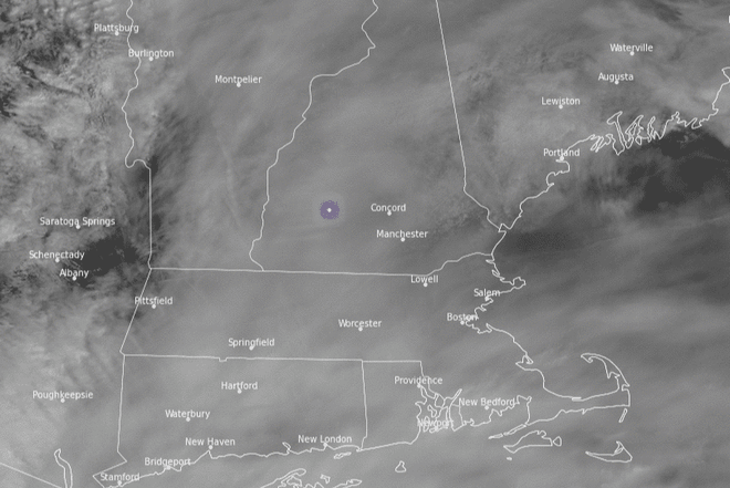 Flash registrado por satélite meteorológico (Imagem: Reprodução/NOAA)