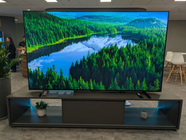 TV Hisense Q7