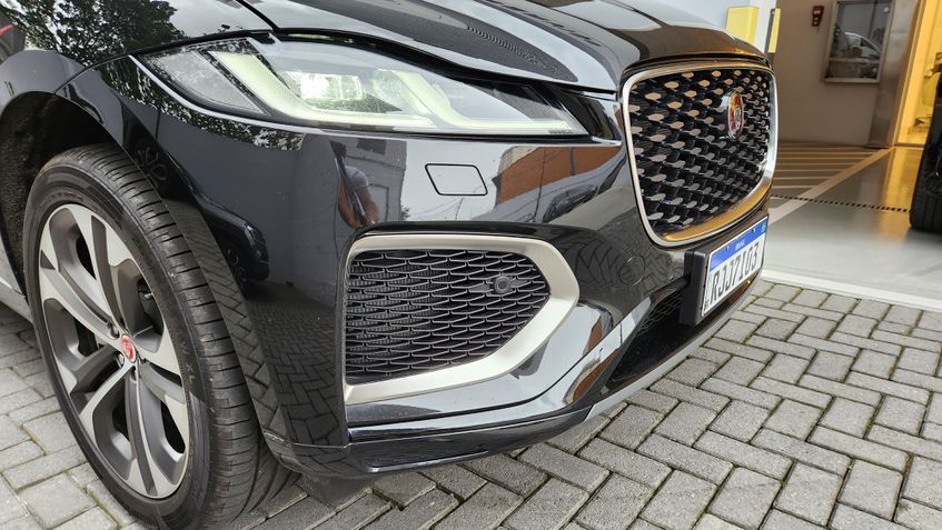Jaguar F-Pace R-Dynamic PHEV