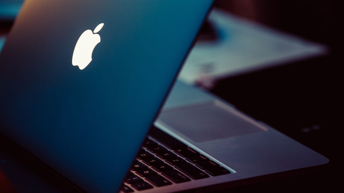 Apple deve lançar MacBook baratinho com chip de iPhone em alguns meses