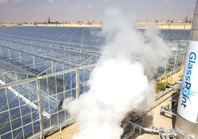 Produção de vapor por meio do aquecimento de placas solares (Imagem: Reprodução/GlassPoint)