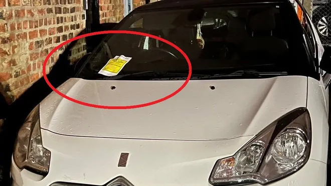 Quando chegou ao seu carro, Millie descobriu ter recebido uma multa por estacionamento irregular (Imagem: Reprodução/TweakTown)