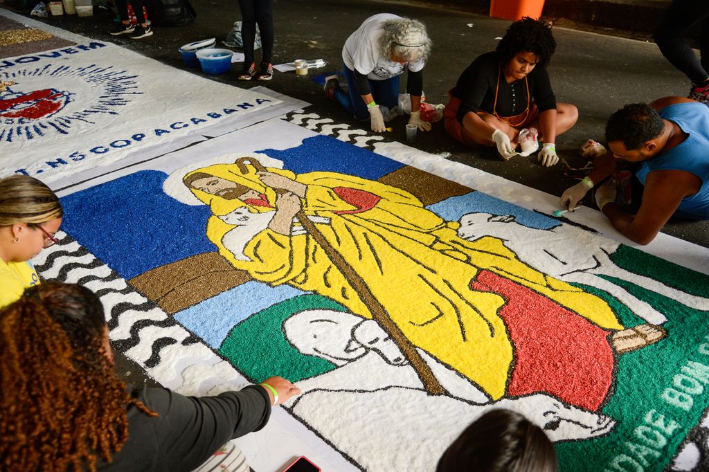 Confecção de tapete em Corpus Christi Confecção de tapete em Corpus Christi