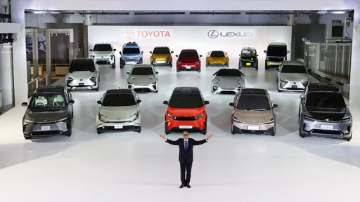 Toyota apresenta novos conceitos elétricos, e um deles é picape