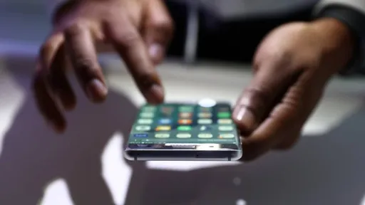 Pressa para sair na frente da Apple pode ter causado erros no Galaxy Note 7