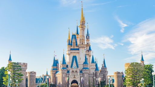 Por Trás da Diversão | Série que explora parques da Disney ganha trailer