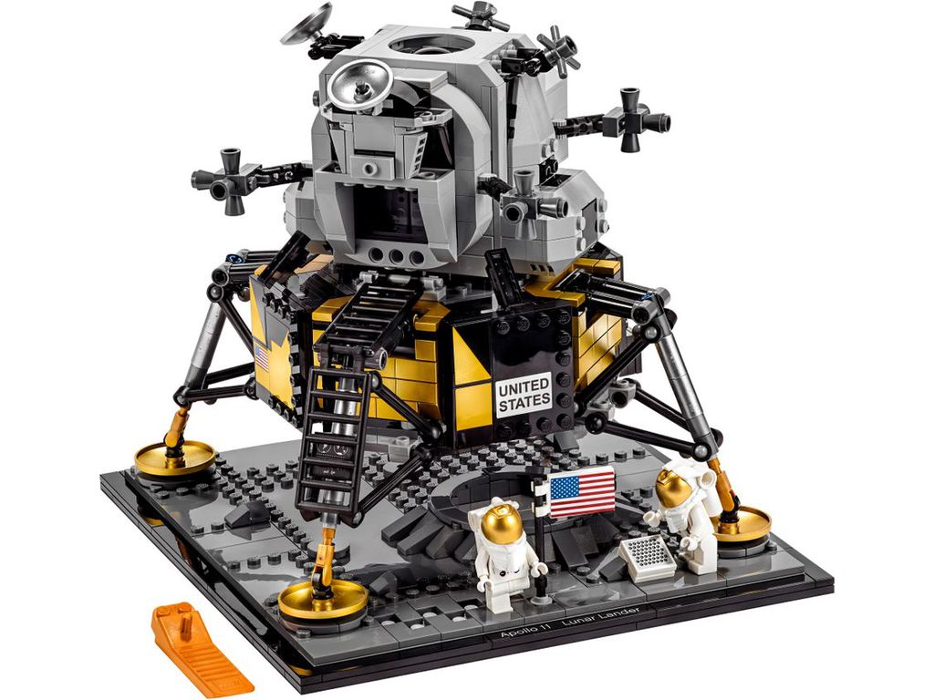 Lego lança réplica da Apollo 11 em comemoração aos 50 anos da missão histórica