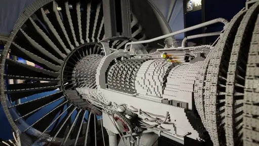 Motor de Boeing construído em LEGO é a peça mais complexa feita com os blocos