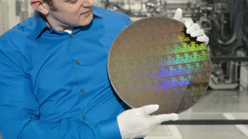 IBM apresenta primeiro chip do mundo produzido em 5 nanômetros