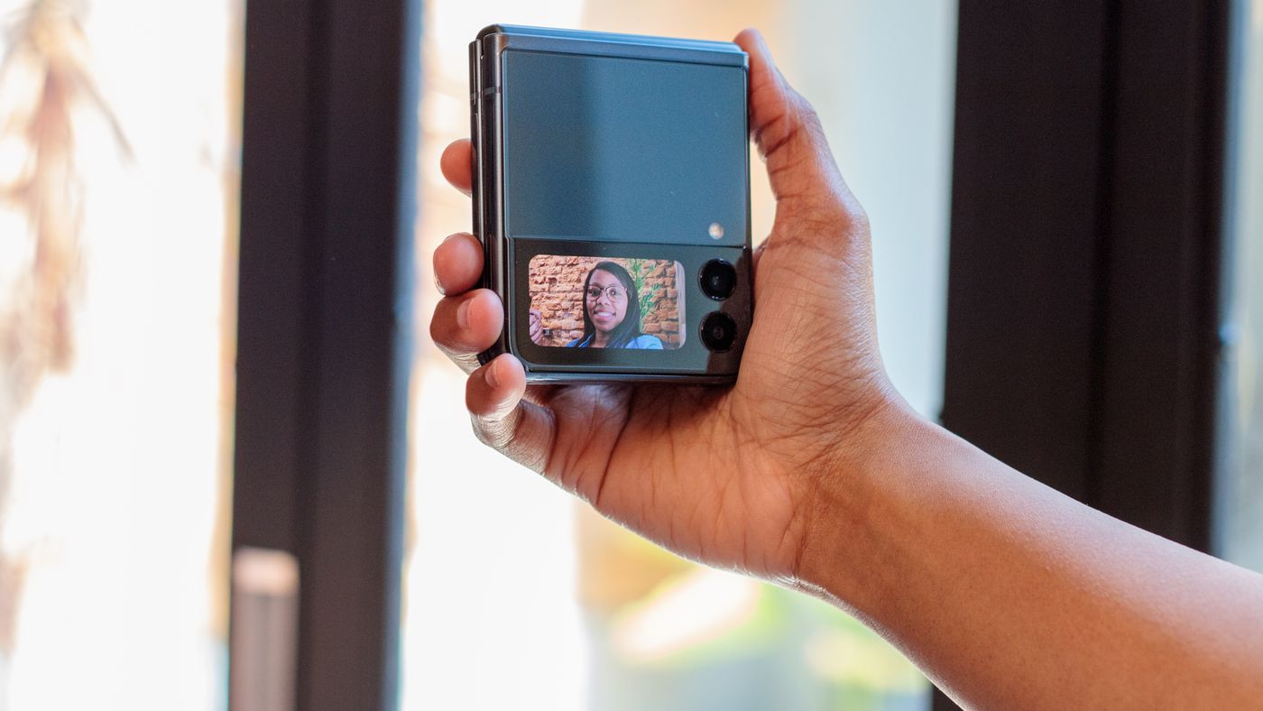 Galaxy Z Flip 4 vs Z Flip 3 A câmera do dobrável evoluiu mesmo