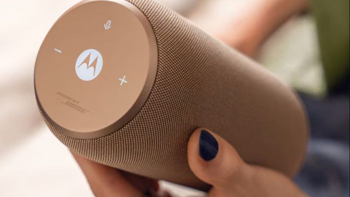 Motorola lança speaker portátil com som da Bose e cores Pantone; veja