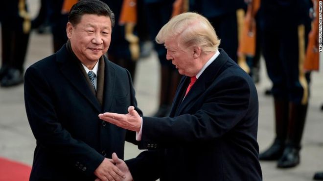 Trump e o presidente chinês Xi Jinping: guerra comercial e tecnológica a pleno vapor