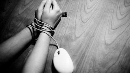 Abaixo-assinado pela liberdade na internet