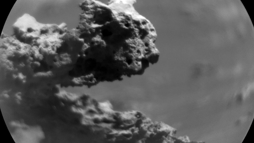 Rover Curiosity encontra estranha rocha "torcida" em Marte