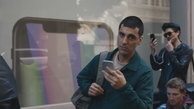 Propaganda Samsung provoca iPhone X