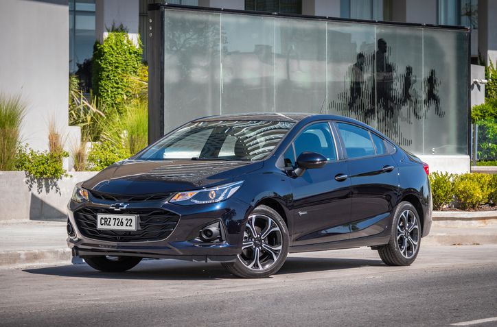 Chevrolet Cruze RS e Midnight