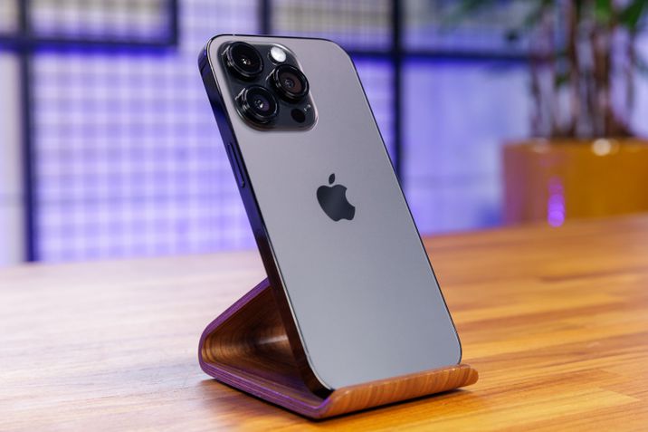 Iphone 14 Pro  Traseira