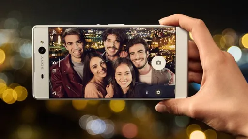 Sony anuncia o Xperia XA Ultra com câmeras poderosas e tela de 6’’ sem bordas
