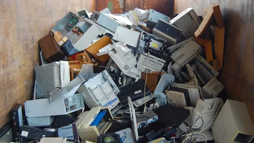 Brasileiros não sabem lidar com o lixo eletrônico, diz nova pesquisa