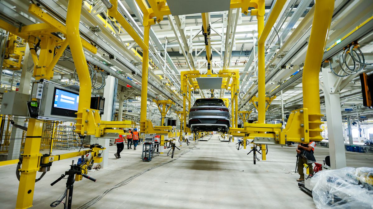 Quando a BYD vai fabricar um carro do zero no Brasil? Entenda o impasse