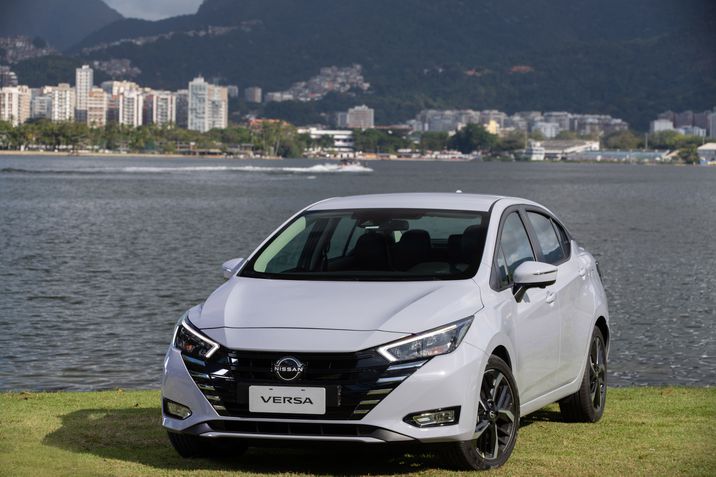 Nissan Versa 2024