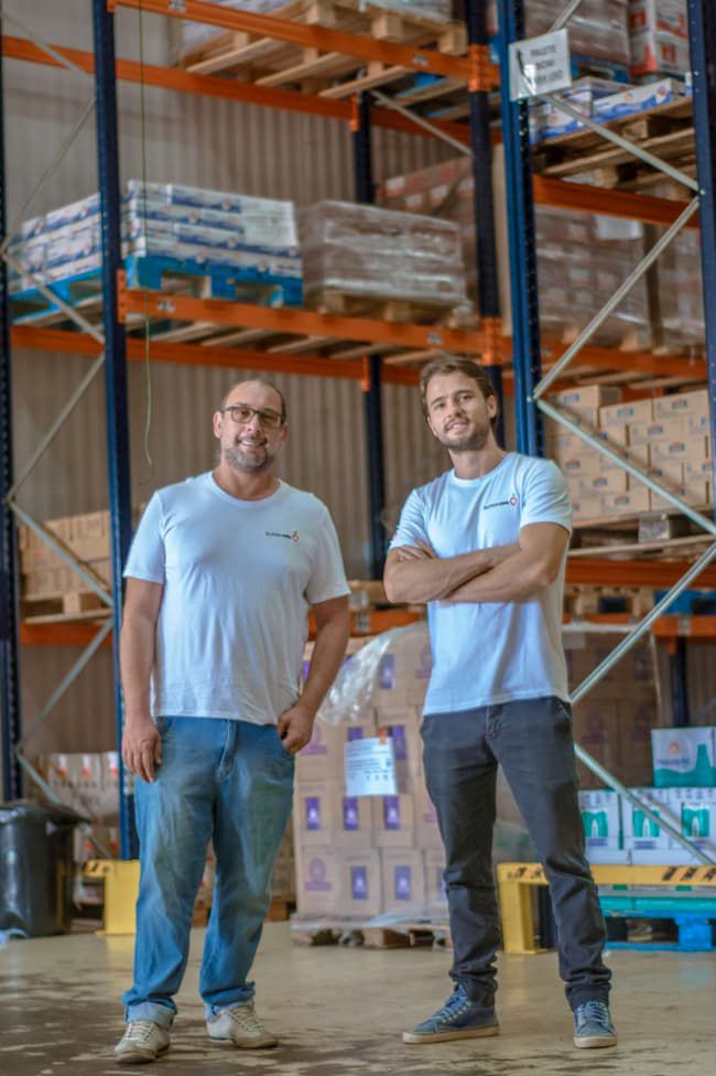 Leandro Zanardi (CTO) e Luís Borba (CEO), cofundadores do SuperOpa: plataforma cresceu 23x desde seu lançamento (Foto: divulgação/SuperOpa)