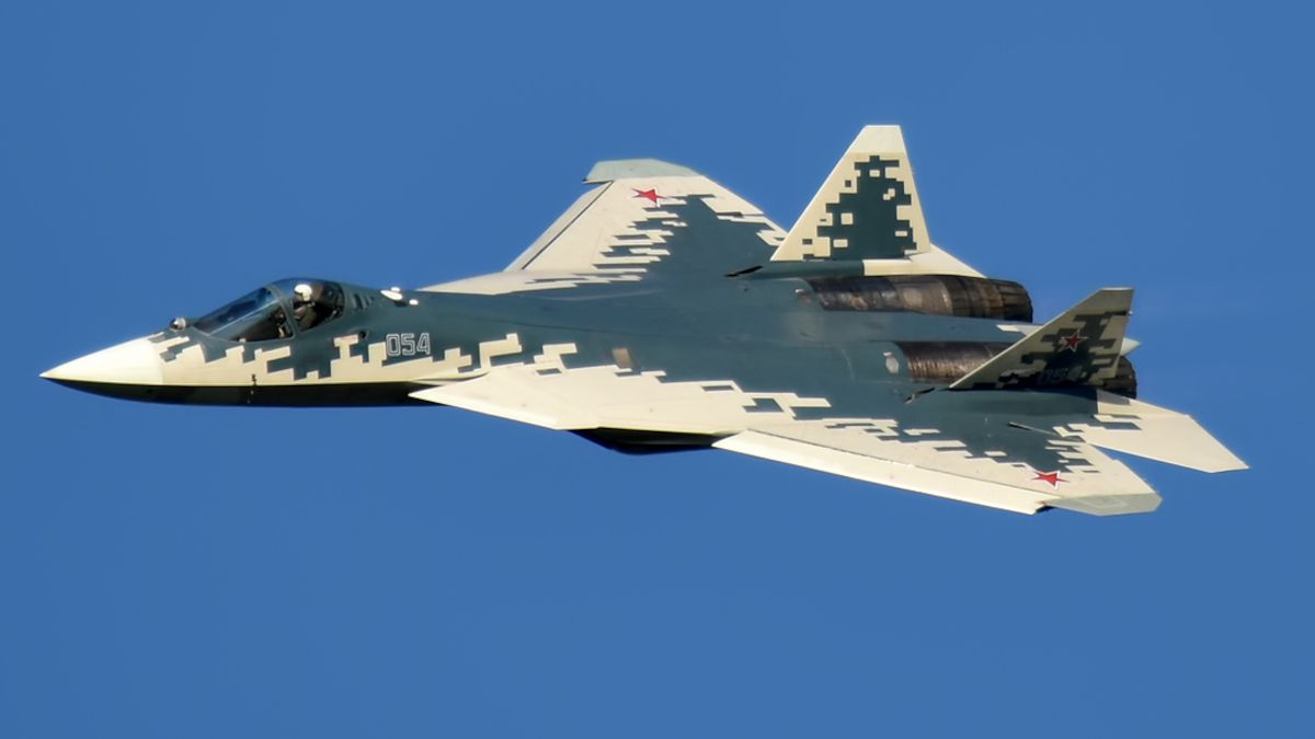 Su-57: conheça o avião caça russo que promete ser melhor que o F-35 dos EUA