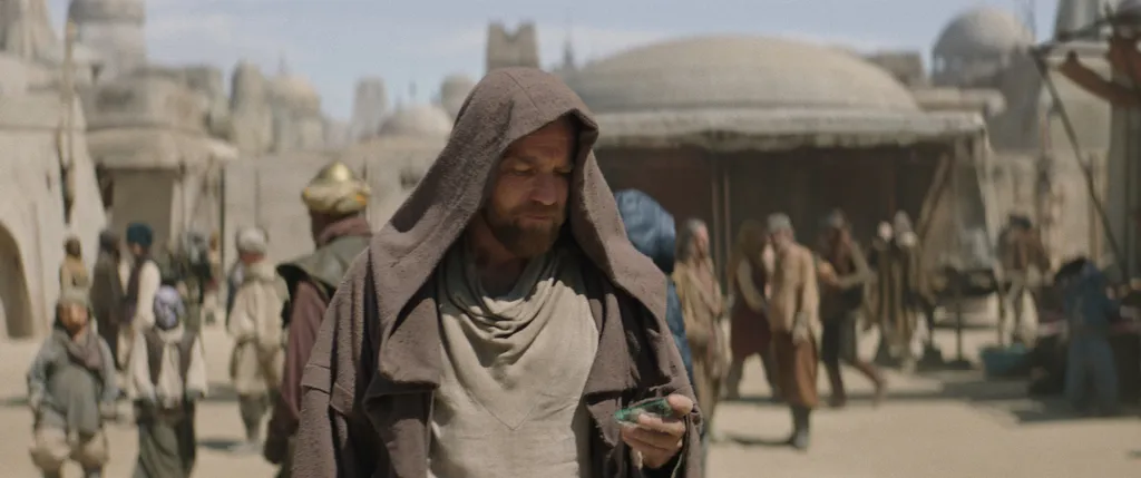 Obi-Wan Kenobi terminou como começou: com o herói isolado na areia e esperando Luke crescer (Imagem: Divulgação/Lucasfilms)