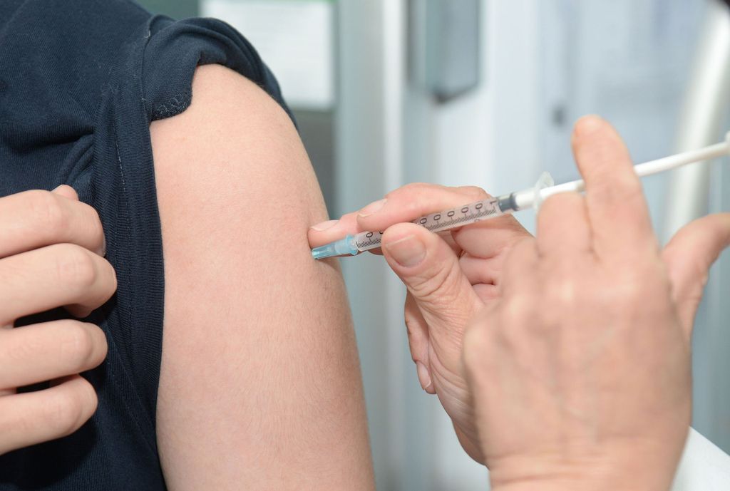 Vacinação contra o novo coronavírus pode começar ainda em dezembro, segundo o Ministério da Saúde (Foto: reprodução/ Unsplash)
