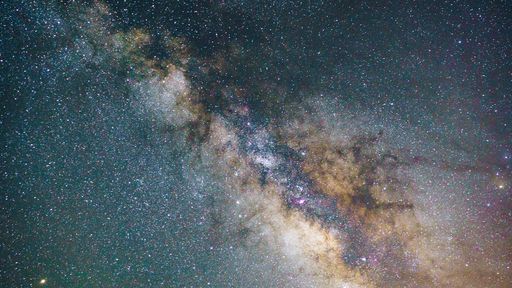 Pesquisadores estudam as primeiras estrelas do universo por meio de simulações