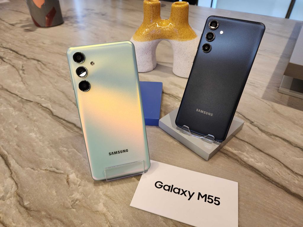 O Samsung Galaxy M55 5G chega ao Brasil com design mais caprichado que o antecessor, e se afasta do Galaxy A55 ao adotar processador Snapdragon 7 Gen 1 (Imagem: Felipe Junqueira/Canaltech)