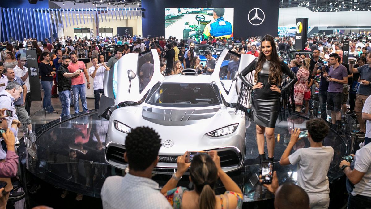 Salão do Automóvel de SP retorna com supercarros e espaço para test drive