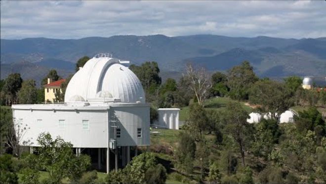 Mount Stromlo Observatory, onde se encontram os atuais sistemas de laser (Imagem: Reprodução/ANU)