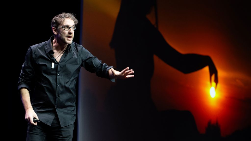 Pablos Holman debate o futuro no palco do 3D Experience World 2026